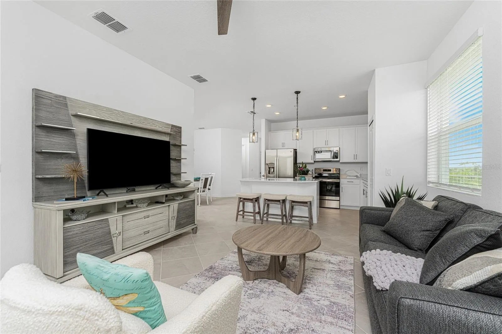 14141 Heritage Landing Blvd #931