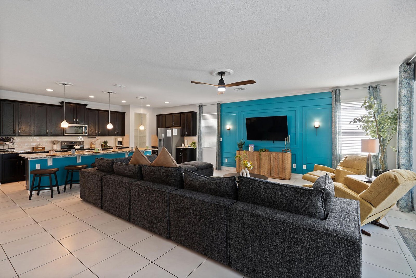 9001 Sunshine Ridge Loop